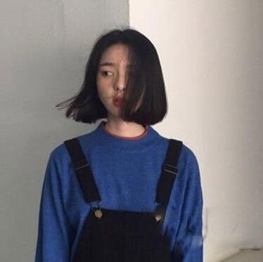 2021好看的中分短发发型图片