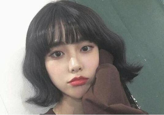 2017年夏季女生最流行的发型图片大全