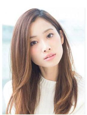 女生夏天最新流行的中长发及颜色大全