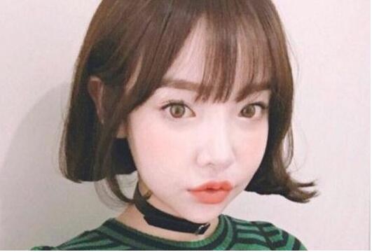 2017年夏季女生最流行的发型图片大全