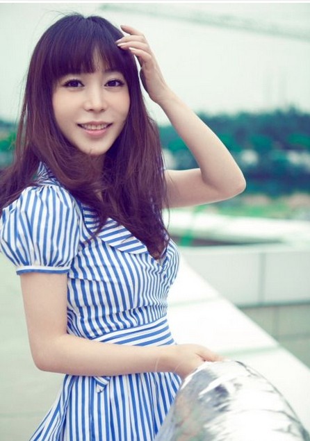 2014女生中长发发型流行趋势效果图