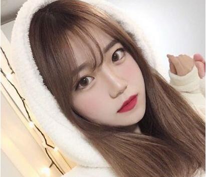 2017最新显嫩中长发发型女图片 甜美又减龄
