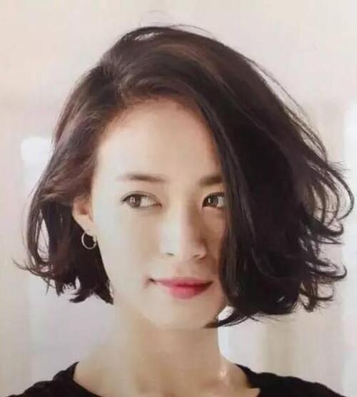 适合20-30岁女生最新春夏流行发型