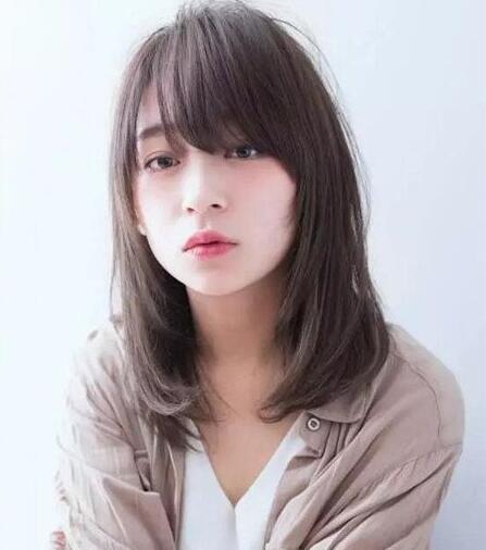 自然卷适合韩式外翘蓬松中长发女发型