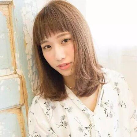 自然卷适合韩式外翘蓬松中长发女发型