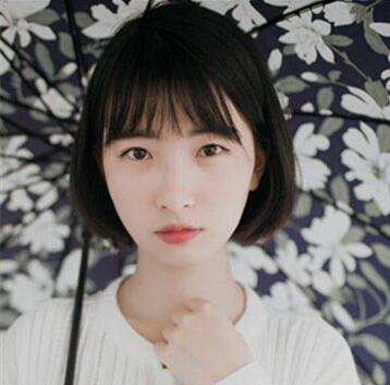 额头高脸圆适合的清新日系短发女图片