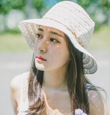 直发发型2021女中长发,女孩子漂亮的长直散发
