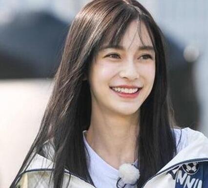 女生直发怎么扎好看,窈窕淑女必剪直发