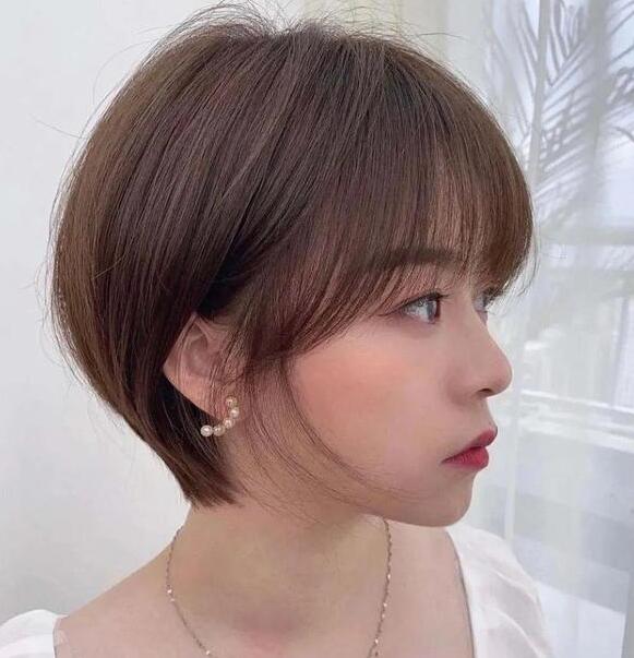 短发图片女2021新款减龄,短发减龄又时髦好打理