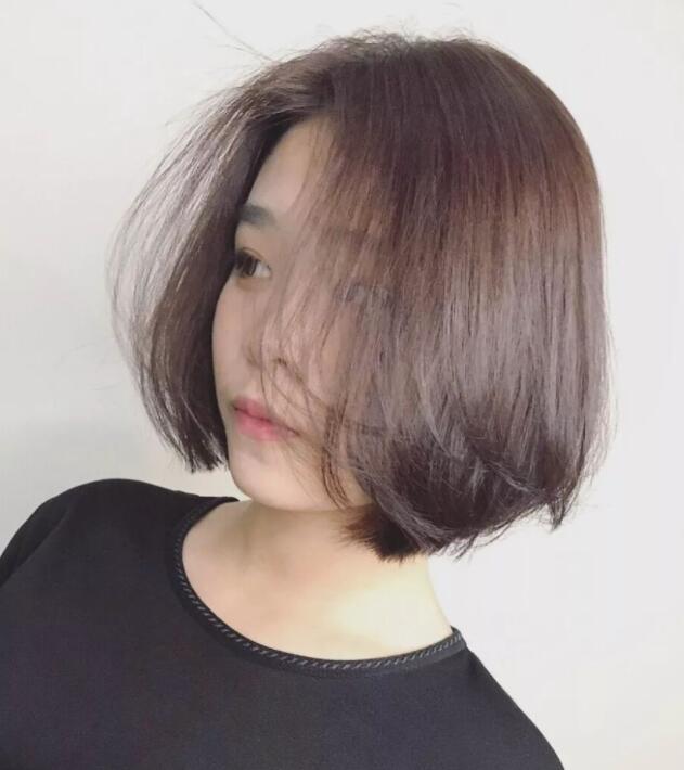 好看不用打理的短发图片,不烫不染无需造型