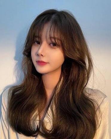 长发发型2021年最新款女,绚丽出独特美的女孩子长发