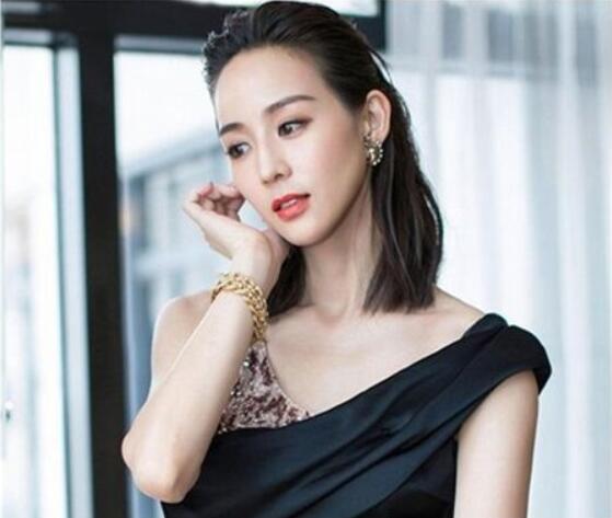 时尚少女齐肩直发,萝莉御姐风随意切换