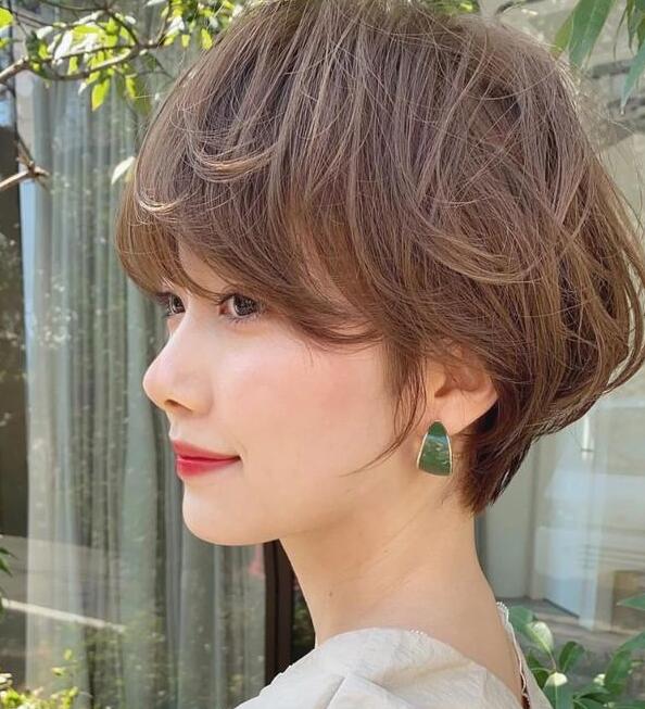 40岁一50岁女最新发型,40岁一50岁发型简单好打理