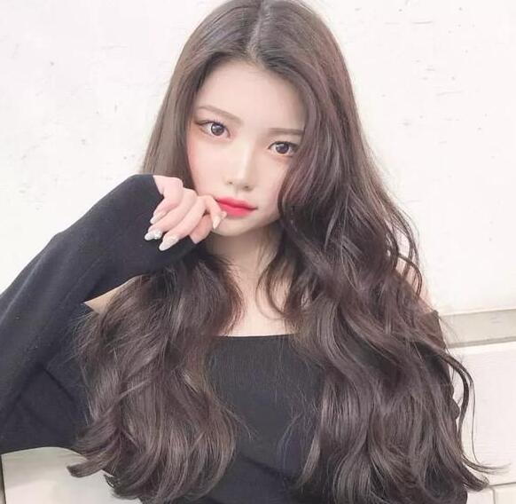 2021年最潮发型女,引领潮流的时尚发型