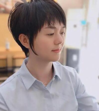 女生超短发洋气个性 超短发干练帅气