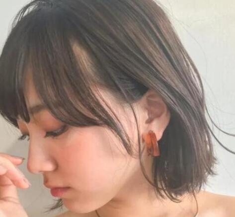 女生日系少年感短发,少女酷酷的短发发型