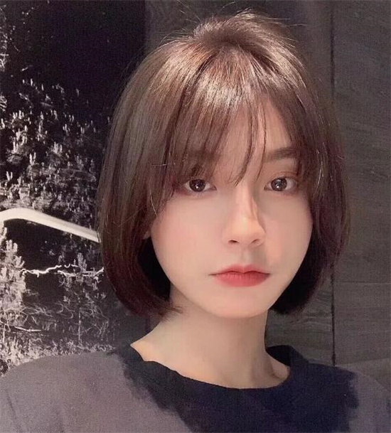 帅气2022超短发图片女,跟着剪短发显气质显脸小