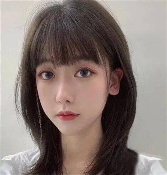 2021中长直发发型,性感诱惑任你选的发型