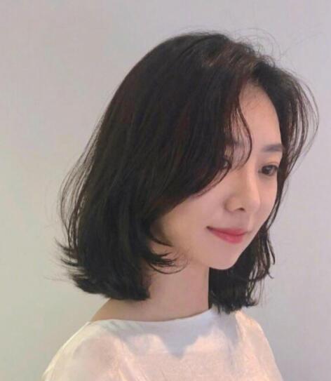 中短发大波浪发型,养眼又洋气的大波浪发型
