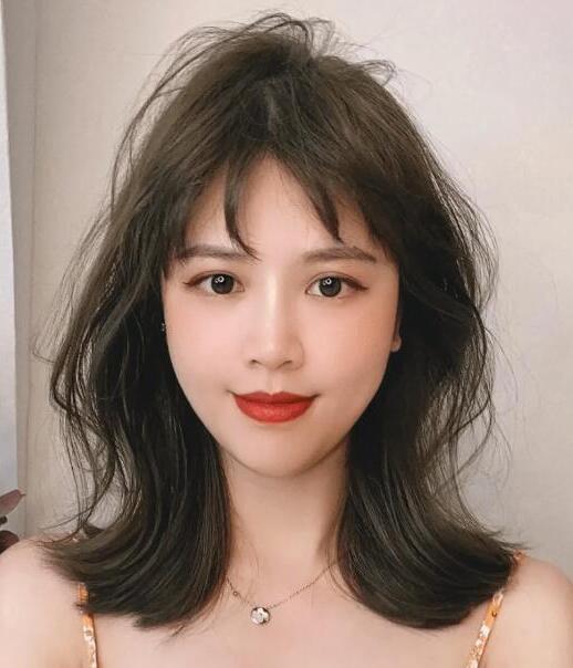 锁骨发2021年最新款,每一款都显脸小的锁骨发