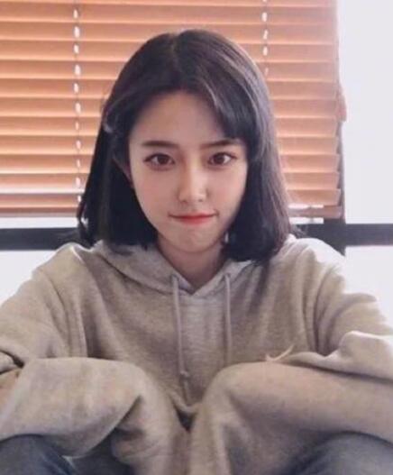 女生超a短发型,韩系短发温柔可爱