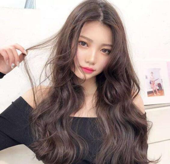 2022唯美大波浪发型,浪漫唯美彰显潮流