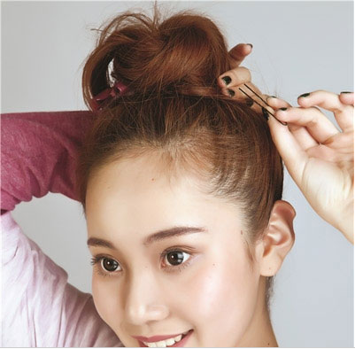 速成蓬松款俏皮丸子头 女生丸子头教程