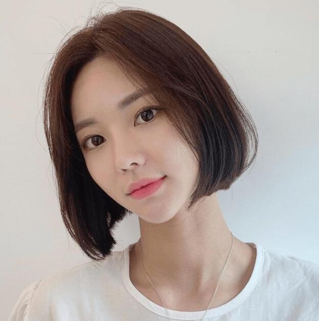 短发图片女2022减龄,短发减龄又时髦