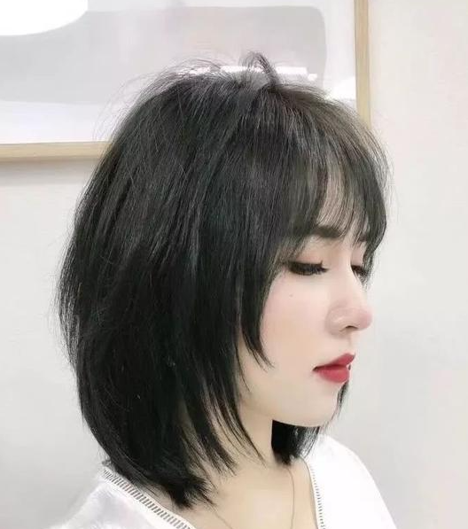 吴亦凡初恋女友发型,吴亦凡初恋女友发型是什么样子的