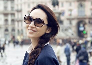 方脸女生好看直发发型,方脸女生适合长直发吗