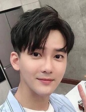 2019年最流行的男生发型  撩妹必备的时髦发型