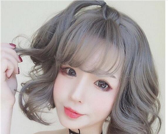 俏皮外翻短卷发,外翻短卷发显脸小吗