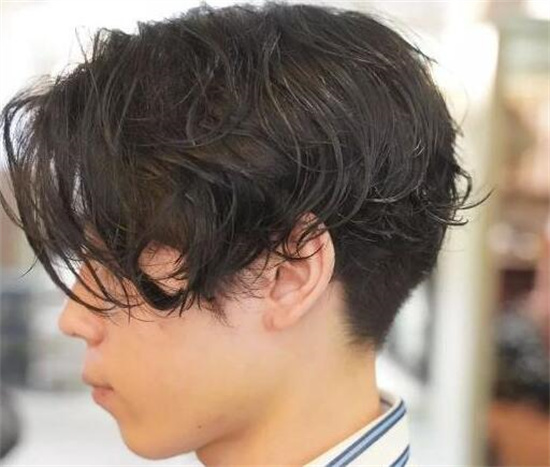 男士卷发发型2021 不同风格的中短卷发推荐