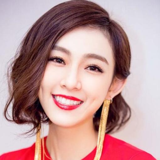 30一40岁女人发型短发,最新减龄短发发型