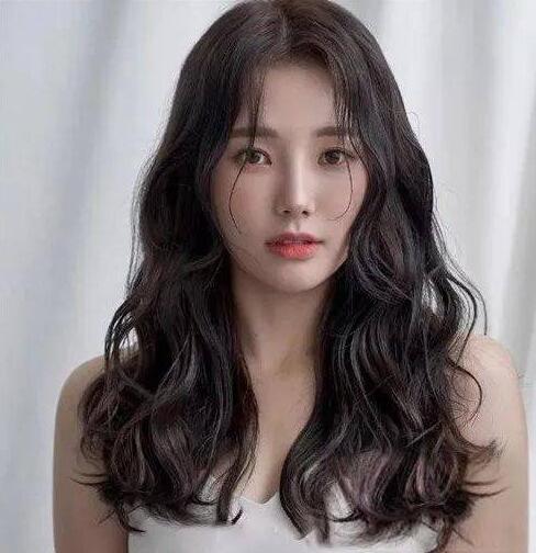 发型女2021新款卷发,好看减龄还显脸小