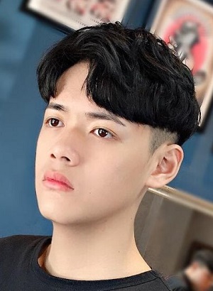 2019夏季男生流行什么发型  清爽干净利落的发型是首选