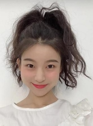 简单又可爱的发型扎法图解  妙龄少女超级减龄
