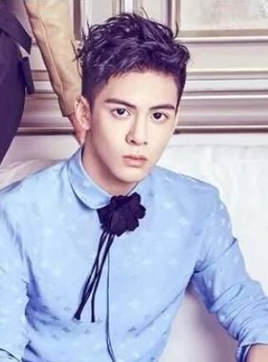 2019夏季男生最流行的发型 夏天潮男发型图片