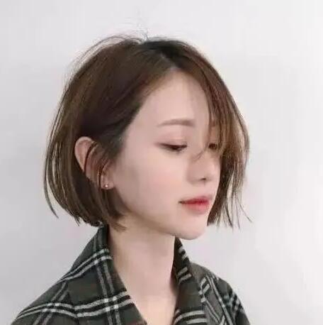 短发发型2022年最新款女,轻松打造出时尚年轻的潮流风