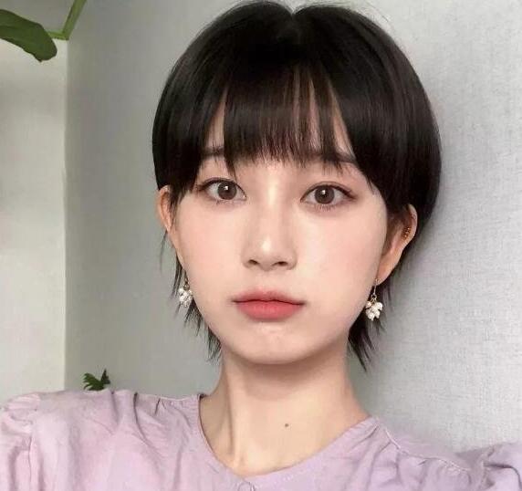 2022年短发最新发型女,减龄个性清新可爱
