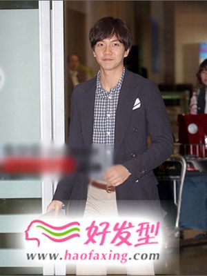 秋季韩星街拍时尚发型