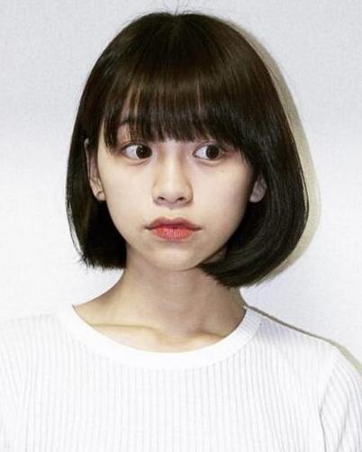 2022好看的女学生短发内扣发型图片 清纯又不失可爱