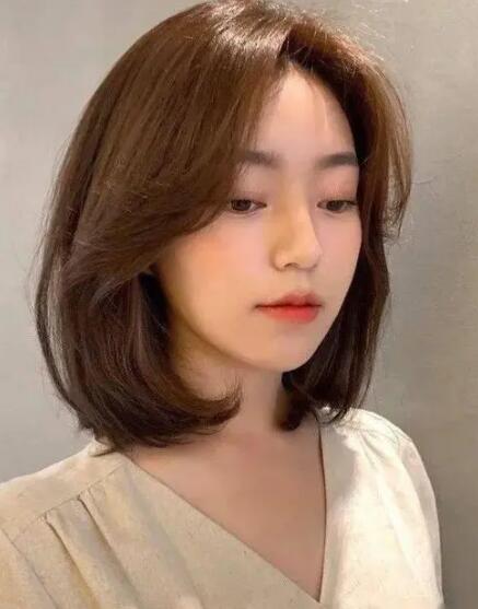 2022最洋气的减龄发型,颜值翻倍后分分钟翻倍