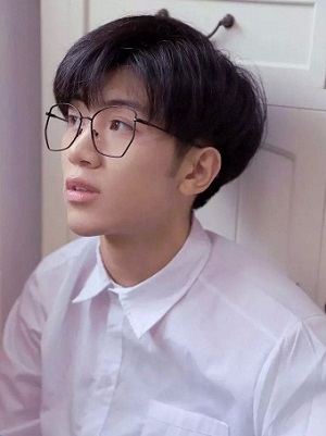 2019年夏季男生流行发型  潮男发型帅气短发大全