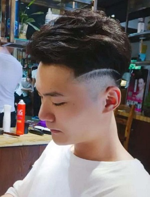 男生帅气发型短发图片  男生短发精神帅气发型