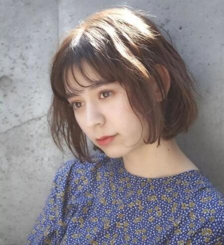2022流行发型女中短发,优雅清纯风格短发