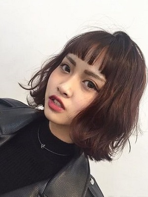 脸长的女生适合什么发型  适合脸小发型让你长脸变小脸