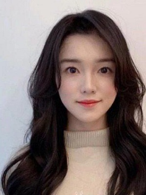 什么脸型适合什么发型 女生显脸小的发型