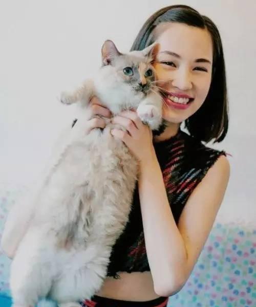 水原希子短发造型超美 有一种短发叫水原希子