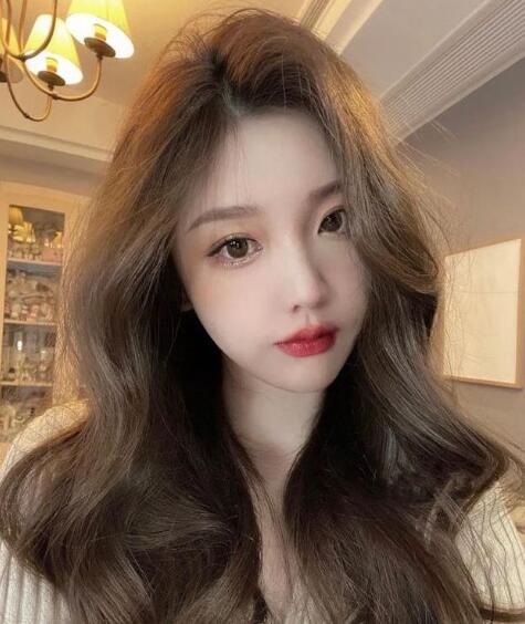 大波浪发型图片女长发,洋气时尚万人迷